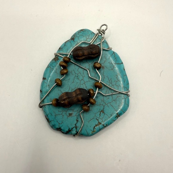 The Unbranded Brand Jewelry - Large (faux?)‎ Turquoise Stone Wood Beads Shaped Wire Pendant